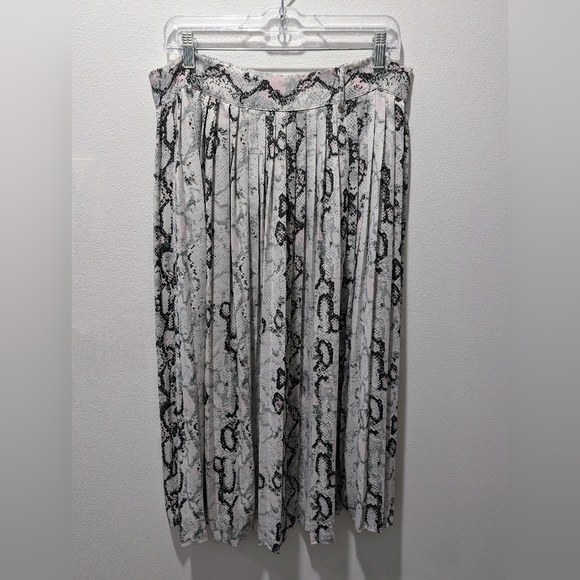 Laundry By Shelli Segal Snake Print Belted Midi Skirt Size Large - Picture 3 of 4